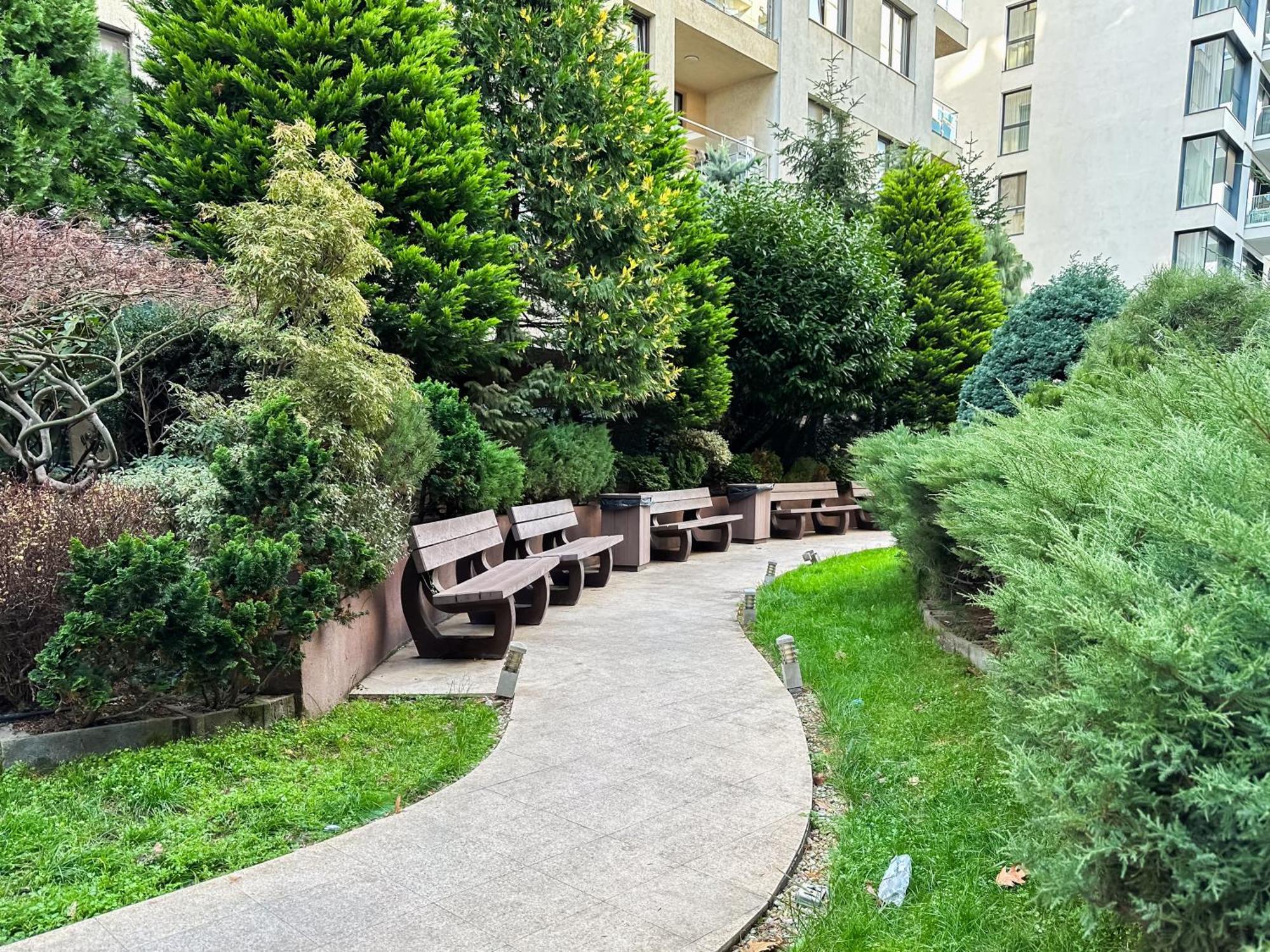 Garden Apartment - Herastrau Park 3Min Walk Bucharest Exterior photo